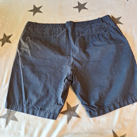 Calvin Klein Shorts Men’s Size 38 Blue Squares 100% Cotton Flat Front Pockets - Picture 6 of 10